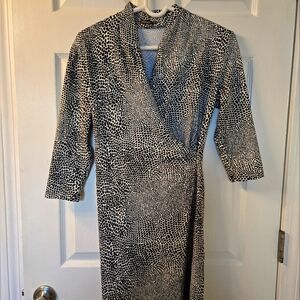 J. McLaughlin Cream/Black Animal Print V-Neck Catalina Cloth Dress Sz S
